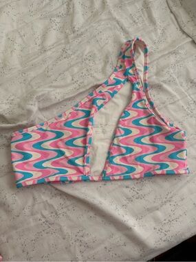 Frankie’s Bikini One-Shoulder Swimsuit top